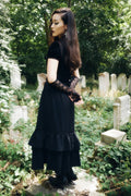 Hell Bunny Disenchanted Rok Zwart – campagnefoto 4