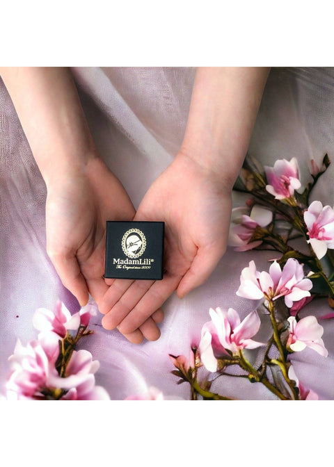 MadamLili Sakura Locket Ketting - geschenkverpakking