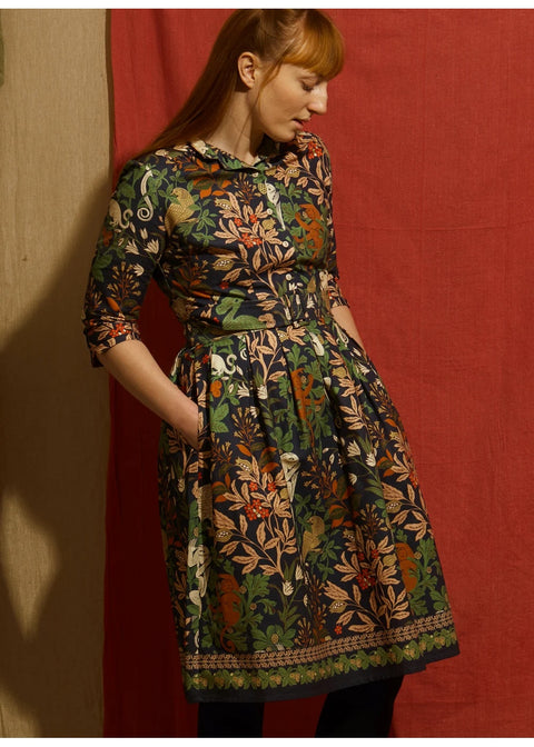 Palava Cynthia indigo jurk met dodo's en botanische print - productfoto 3
